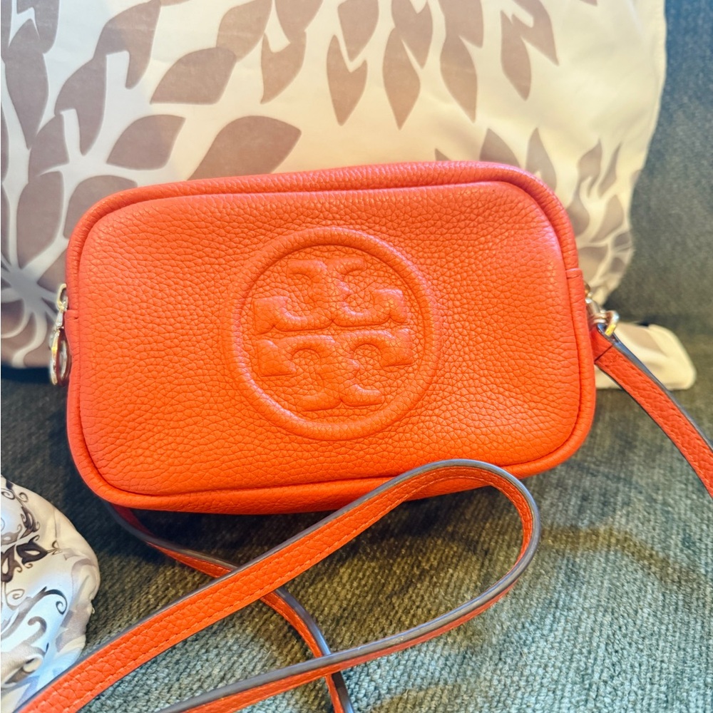 Tory Burch Perry Bombre Mini Crossbody Bag - Orange